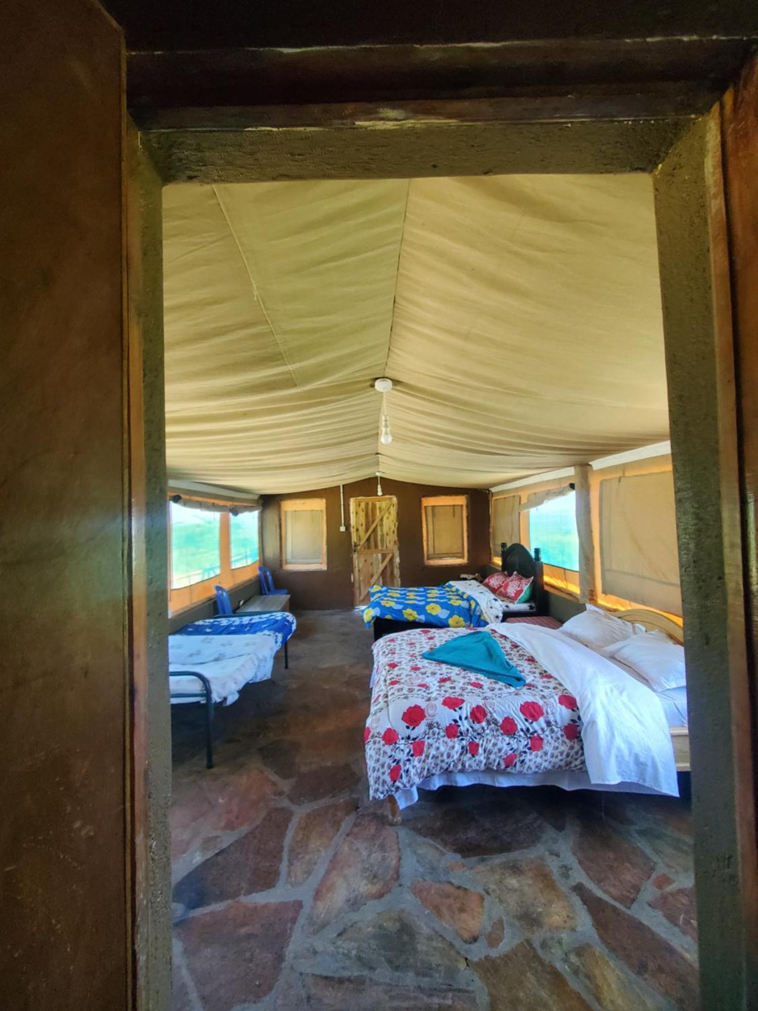 Bed and Breakfast Semadep Safari Camp Sekenani Екстер'єр фото